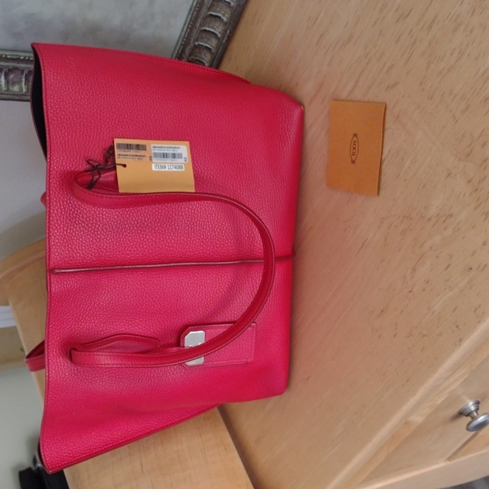 Tod's Joy Tote ❤️❤️